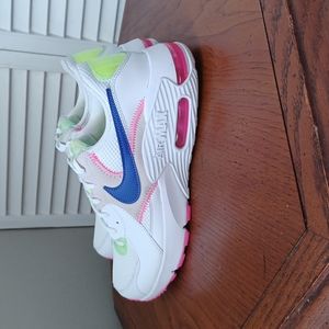 Nike Air Max Excee size 8